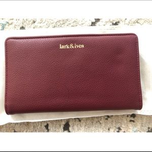 Lark&Ives Bordeaux Continental Snap Wallet